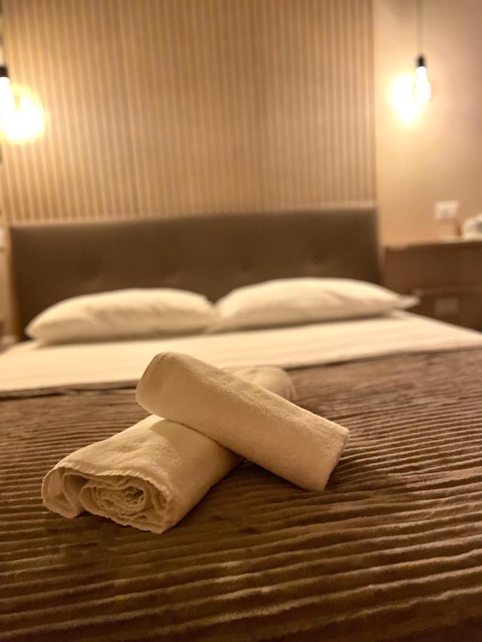 Bed & Breakfast Valentine's House *